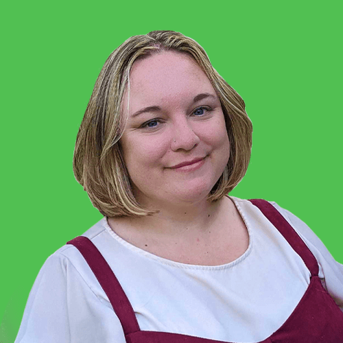 Amber Behring headshot photo